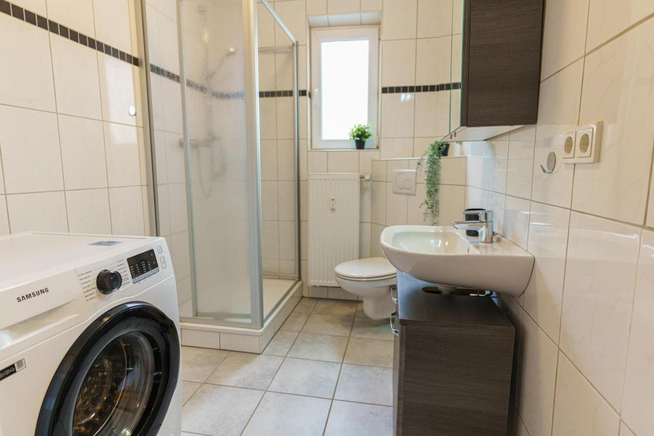 Grosszuegiges Apartment Mit Balkon Fuer Monteure Und Feriengaeste Dillingen an der Saar Eksteriør billede