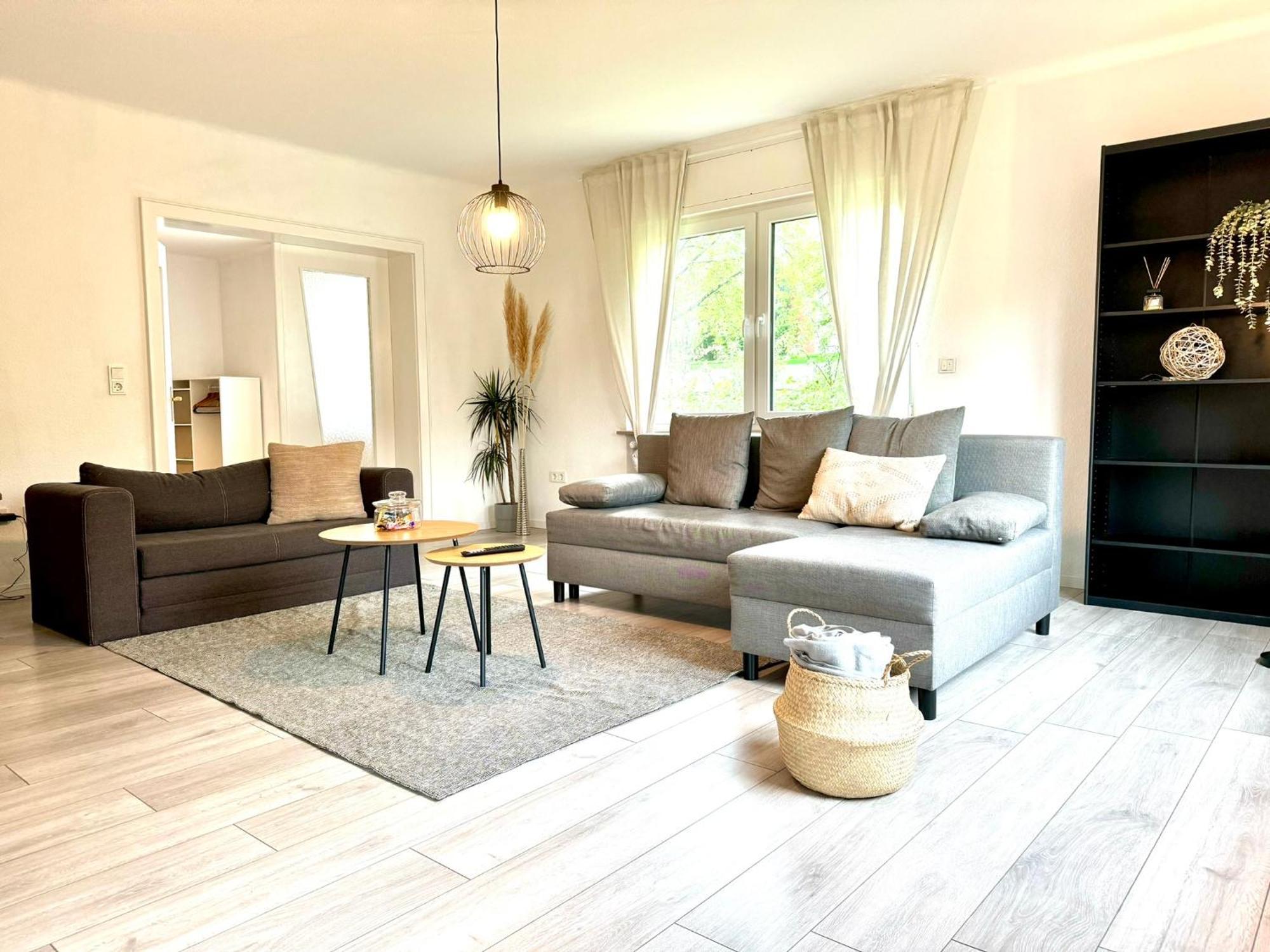 Grosszuegiges Apartment Mit Balkon Fuer Monteure Und Feriengaeste Dillingen an der Saar Eksteriør billede